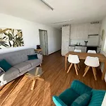 Jhs Apartmán *