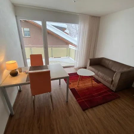 Apartment Jhs *